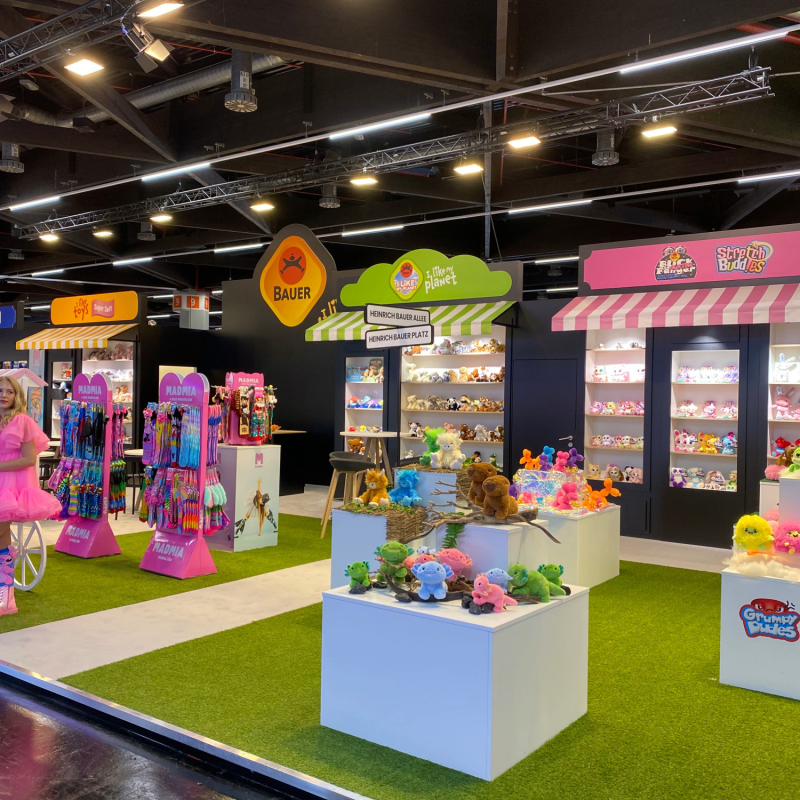 sexspielzeug nürnberg From KickStarter to the Nuremberg International Toy Fair (Spielwarenme –  Luke's Toy Factory